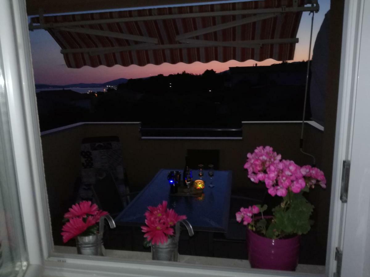 Appartement Lana I Natali à Kaštela Extérieur photo